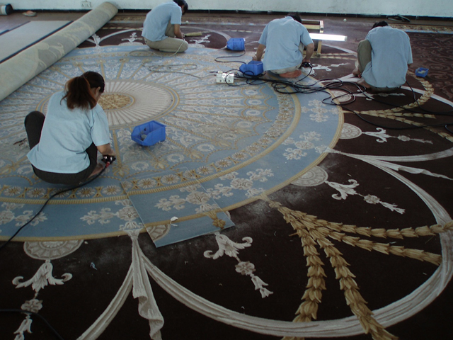 Silk Road Carpet and Rugs Hand Tufted Rugs by Expert Craftspeople